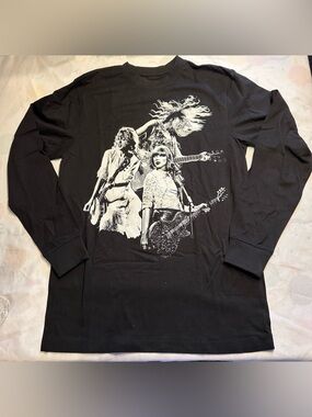 Taylor Swift Eras Tour 2023 Size Medium long sleeve tee NWOT